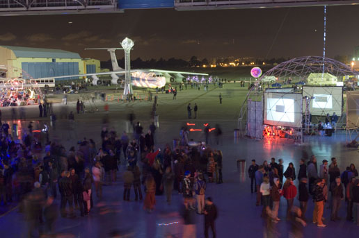 Yuri's Night 2007; the exhibits on the tarmac